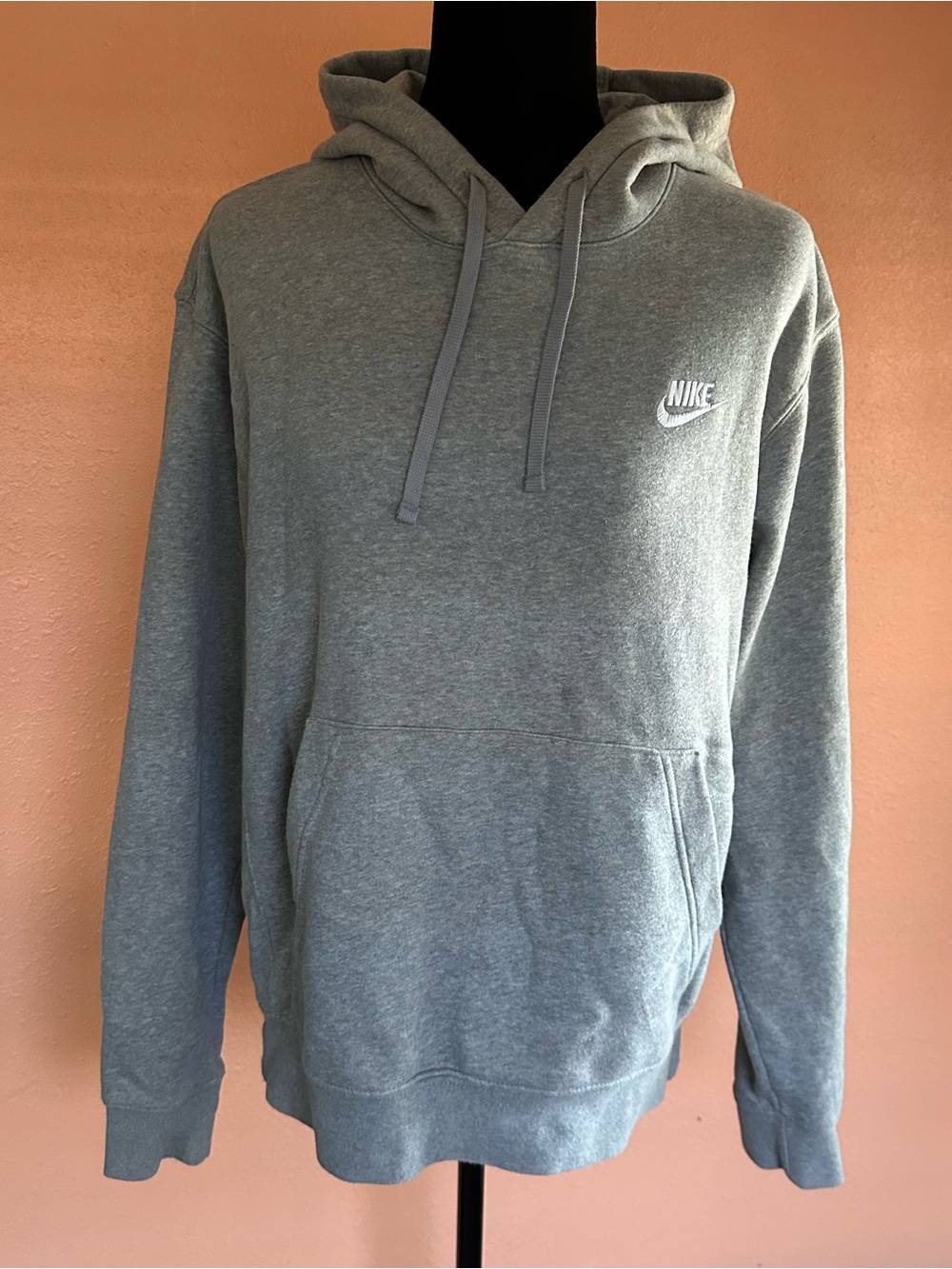 Nike Women’s Grey Pullover Hoodie - Classic Logo